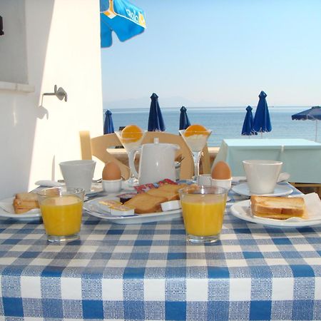 Dream Island Hotel Livadia  Екстер'єр фото